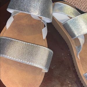 Open toe silver flats